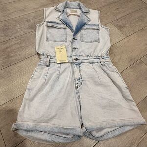 Love Trend Women's Large Sleeveless Denim Romper Shorts Suit NWT